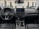 2021 Nissan Altima 2.5 SR Sedan, foto 12 de 34
