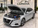 2021 Nissan Altima 2.5 SR Sedan, foto 8 de 34