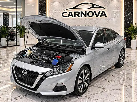 2021 Nissan Altima 2.5 SR Sedan, foto 8 de 34, auto usado en venta en CARNOVA Dallas