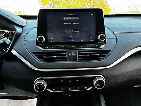 2021 Nissan Altima 2.5 SR Sedan, foto 32 de 34, auto usado en venta en CARNOVA Dallas