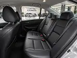 2021 Nissan Altima 2.5 SR Sedan, foto 10 de 34