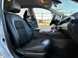 2021 Nissan Altima 2.5 SR Sedan, foto 14 de 34