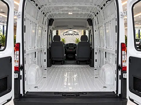 2019 RAM ProMaster 2500 High Roof 136" WB, foto 14 de 16, van usada en venta en CARNOVA Dallas