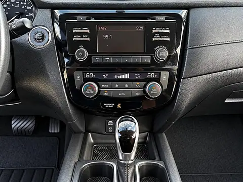 2017 Nissan Rogue AWD SV, foto 15 de 16, auto usado en venta en CARNOVA Dallas
