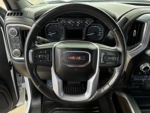 2020 GMC Sierra 1500 4WD Crew Cab 147" Elevation photo 33