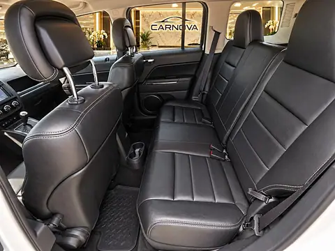 2013 Jeep Patriot 4WD Limited, foto 16 de 19, auto usado en venta en CARNOVA Dallas