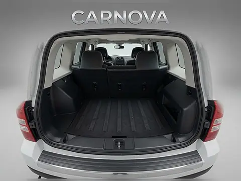 2013 Jeep Patriot 4WD Limited, foto 10 de 19, auto usado en venta en CARNOVA Dallas