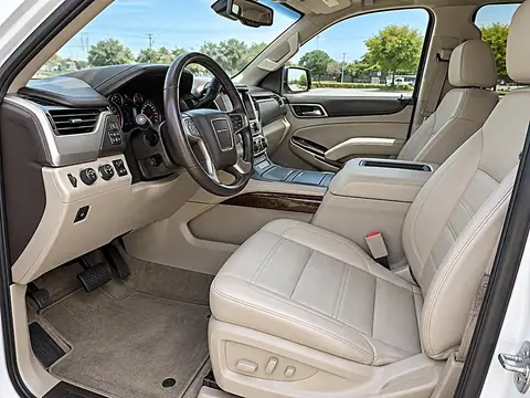 2015 GMC Yukon 4WD Denali, foto 9 de 16, auto usado en venta en CARNOVA Dallas