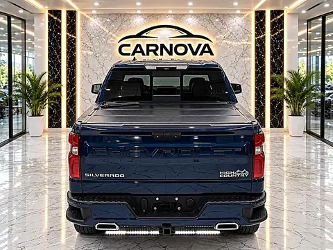2019 Chevrolet Silverado 1500 4WD Crew Cab 147" High Country photo 6