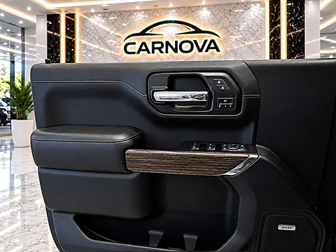 2019 Chevrolet Silverado 1500 4WD Crew Cab 147" High Country photo 15