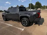 2025 Toyota Tacoma SR Double Cab 5' Bed 4X4, foto 39 de 82
