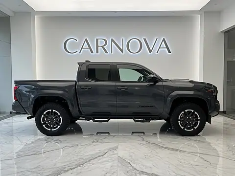 2025 Toyota Tacoma SR Double Cab 5' Bed 4X4, foto 11 de 82, troca usada en venta en CARNOVA Dallas