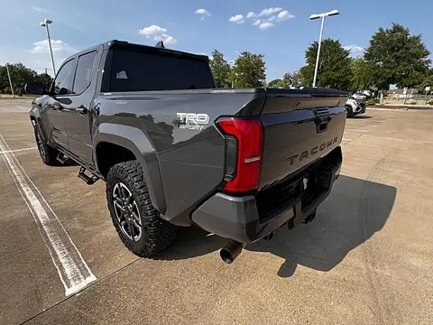 2025 Toyota Tacoma SR Double Cab 5' Bed 4X4, foto 45 de 82, troca usada en venta en CARNOVA Dallas