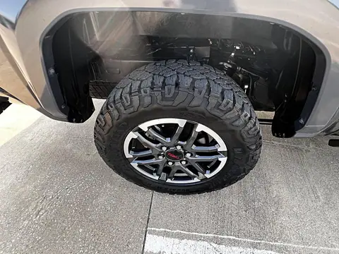 2025 Toyota Tacoma SR Double Cab 5' Bed 4X4, foto 60 de 82, troca usada en venta en CARNOVA Dallas