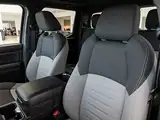 2025 Toyota Tacoma SR Double Cab 5' Bed 4X4, foto 15 de 82