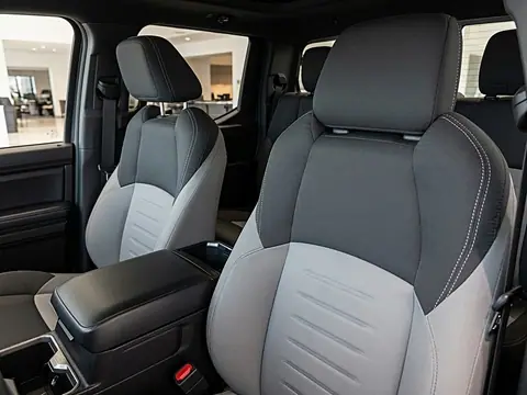 2025 Toyota Tacoma SR Double Cab 5' Bed 4X4, foto 15 de 82, troca usada en venta en CARNOVA Dallas