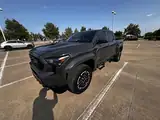 2025 Toyota Tacoma SR Double Cab 5' Bed 4X4, foto 44 de 82
