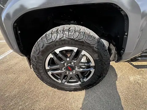 2025 Toyota Tacoma SR Double Cab 5' Bed 4X4, foto 42 de 82, troca usada en venta en CARNOVA Dallas