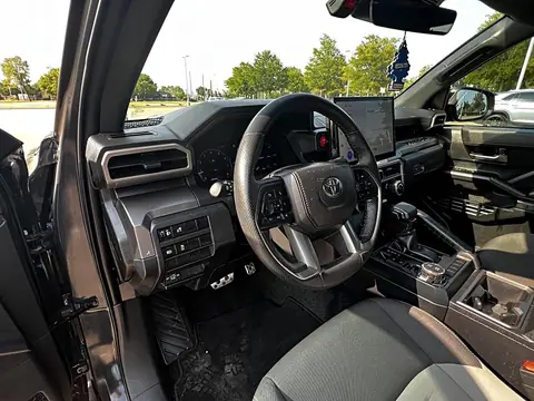 2025 Toyota Tacoma SR Double Cab 5' Bed 4X4, foto 50 de 82, troca usada en venta en CARNOVA Dallas