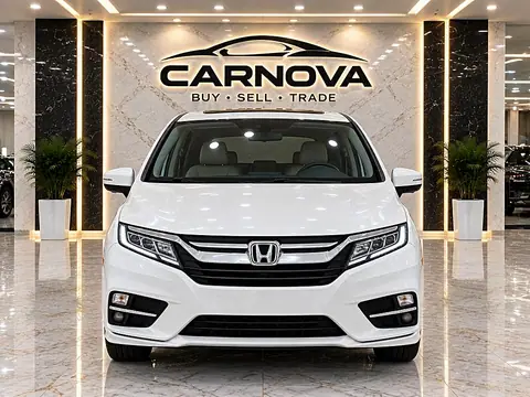 2015 Honda Odyssey Touring Elite photo 5