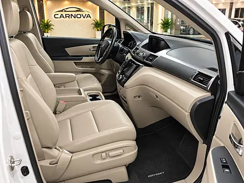 2015 Honda Odyssey Touring Elite, foto 8 de 13, van usada en venta en CARNOVA Dallas