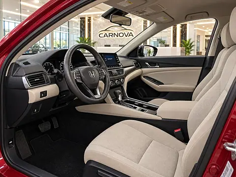 2018 Honda Accord LX 1.5T, foto 9 de 17, auto usado en venta en CARNOVA Dallas