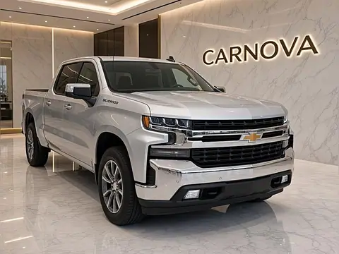 2020 Chevrolet Silverado 1500 4WD Crew Cab 157" LT photo 2