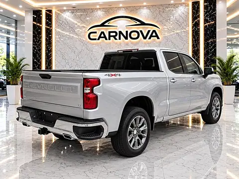 2020 Chevrolet Silverado 1500 4WD Crew Cab 157" LT photo 13