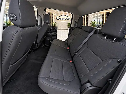 2020 Chevrolet Silverado 1500 4WD Crew Cab 157" LT photo 21