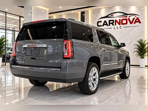 2019 GMC Yukon XL Denali photo 3