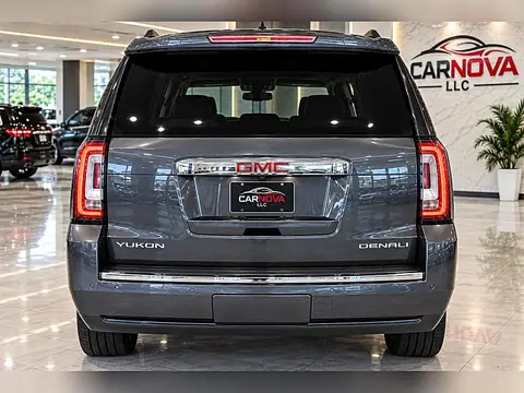 2019 GMC Yukon XL Denali photo 4