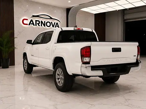 2019 Toyota Tacoma SR5 Double Cab 5' Bed V6 AT (SE) photo 4