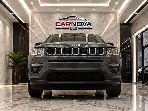 2018 Jeep Compass Latitude FWD photo 4