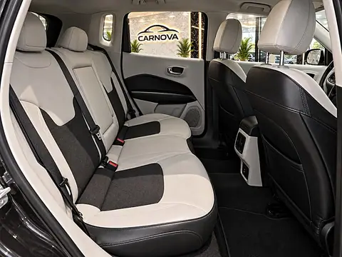 2018 Jeep Compass Latitude FWD, foto 25 de 29, auto usado en venta en CARNOVA Dallas