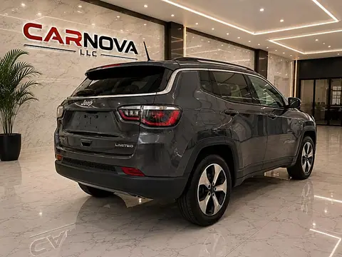 2018 Jeep Compass Latitude FWD, foto 7 de 29, auto usado en venta en CARNOVA Dallas