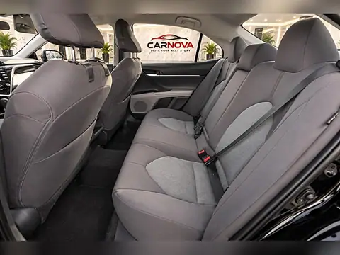 2020 Toyota Camry LE, foto 6 de 10, auto usado en venta en CARNOVA Dallas