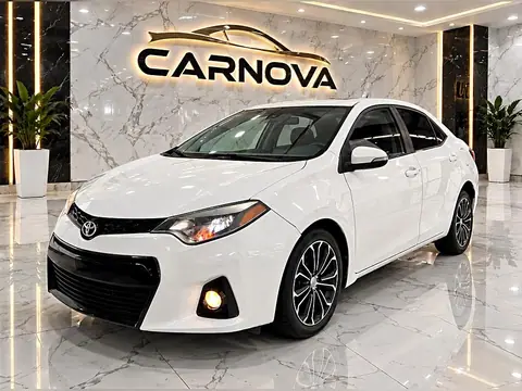 2016 Toyota Corolla 4dr Sdn Auto L (Natl) photo 2