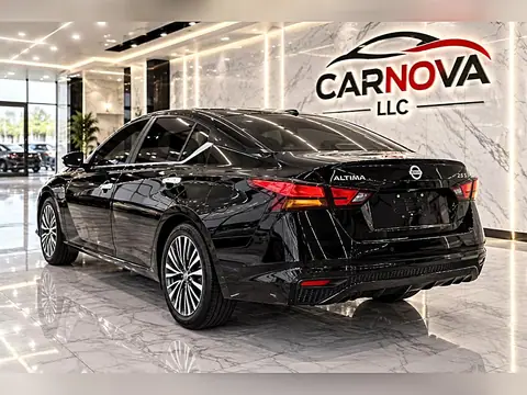 2022 Nissan Altima 2.5 S Sedan photo 3