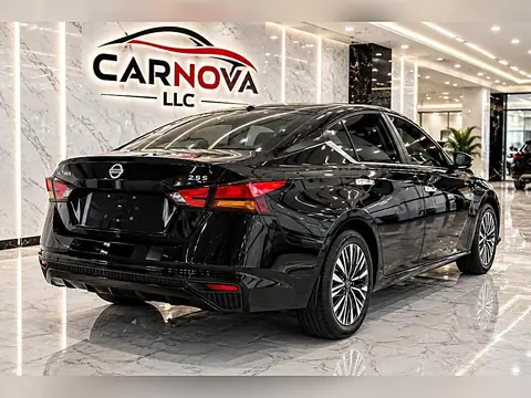 2022 Nissan Altima 2.5 S Sedan photo 4