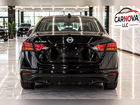 2022 Nissan Altima 2.5 S Sedan photo 5