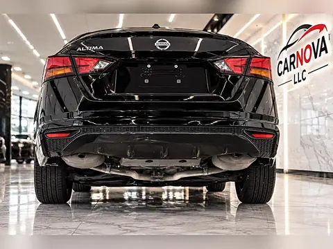 2022 Nissan Altima 2.5 S Sedan, foto 9 de 11, auto usado en venta en CARNOVA Dallas