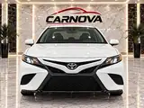 2020 Toyota Camry SE, foto 18 de 26
