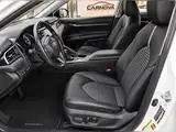 2020 Toyota Camry SE, foto 10 de 26