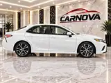 2020 Toyota Camry SE, foto 15 de 26