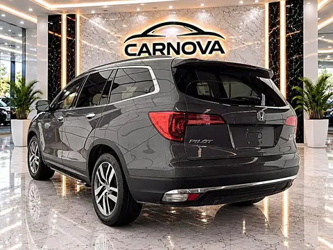 2018 Honda Pilot Touring 2WD, foto 7 de 16, auto usado en venta en CARNOVA Dallas