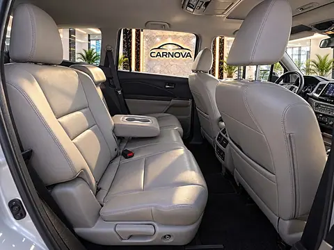 2018 Honda Pilot Touring 2WD, foto 12 de 16, auto usado en venta en CARNOVA Dallas