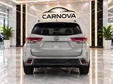 2018 Toyota Highlander Limited V6 FWD, foto 6 de 17