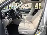 2018 Toyota Highlander Limited V6 FWD, foto 15 de 17