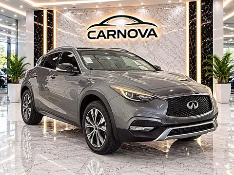 2017 Infiniti QX30 Premium AWD *Ltd Avail* photo 1