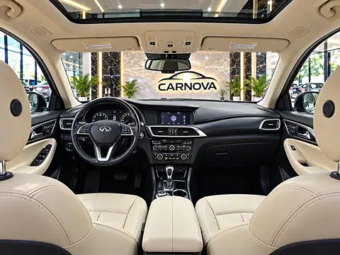 2017 Infiniti QX30 AWD, foto 13 de 16, auto usado en venta en CARNOVA Dallas